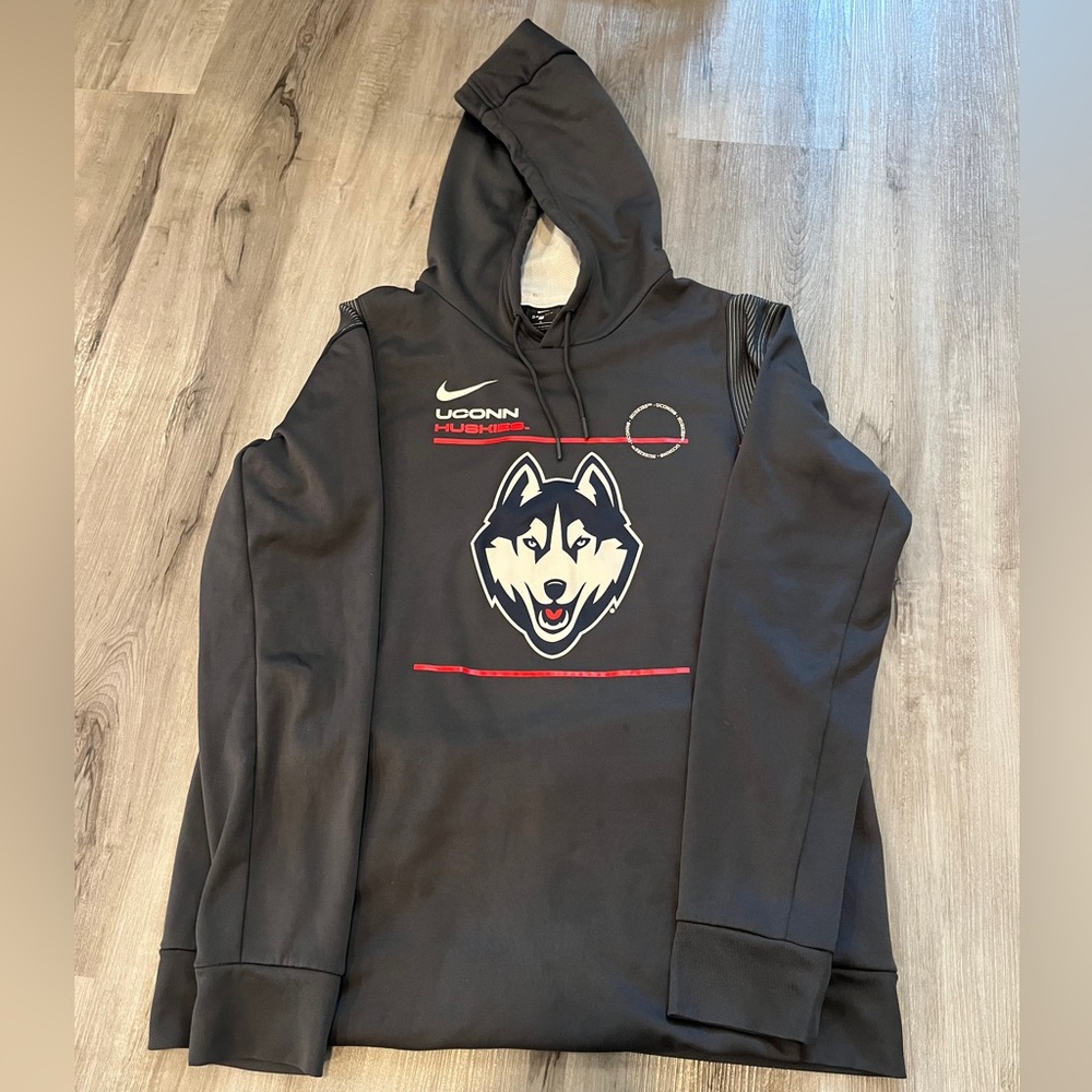 Nike Black UConn Huskies Pullover Hoodie with White & Red Logo